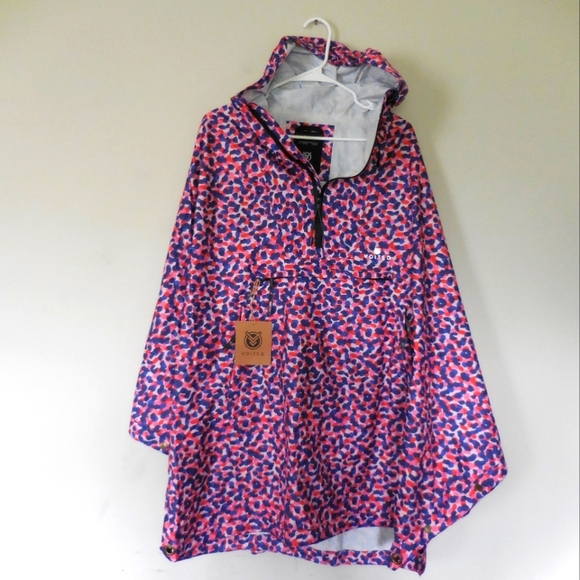 voited Jackets & Blazers - Nwt Voited Contemporary Outdoor Pack And Ride Waterproof Snap Poncho Size S/M